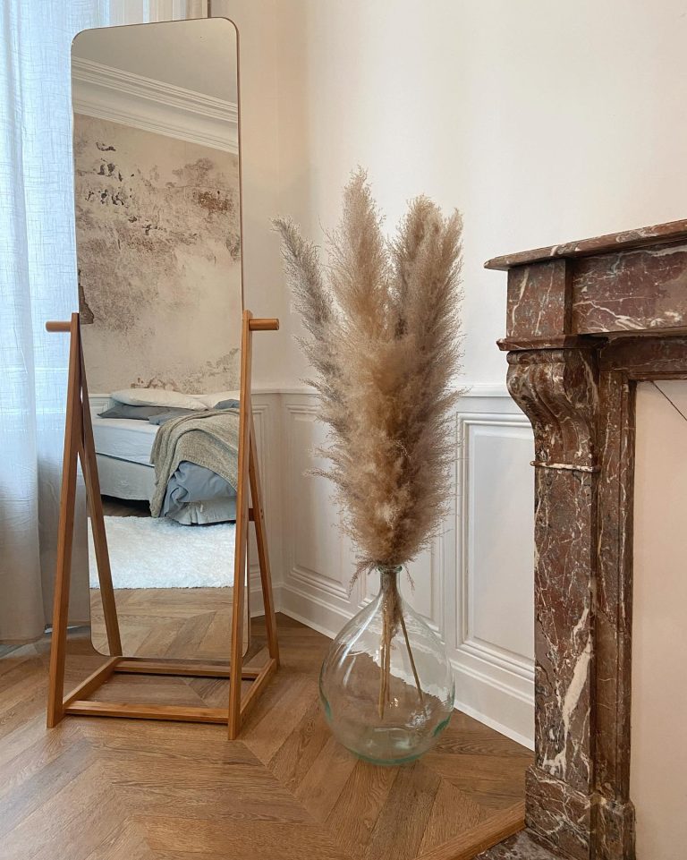 blandinelaval_1643542328_2762555734308798057_233595422