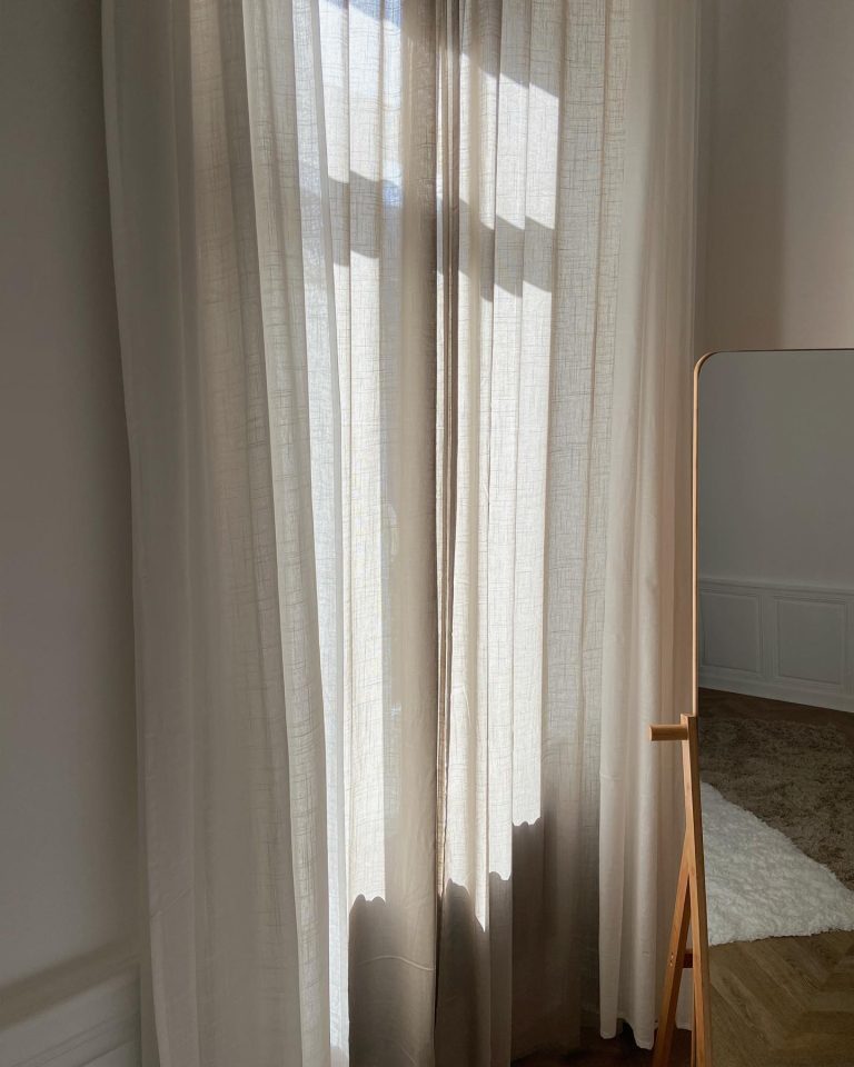 blandinelaval_1648314046_2802583811650559823_233595422